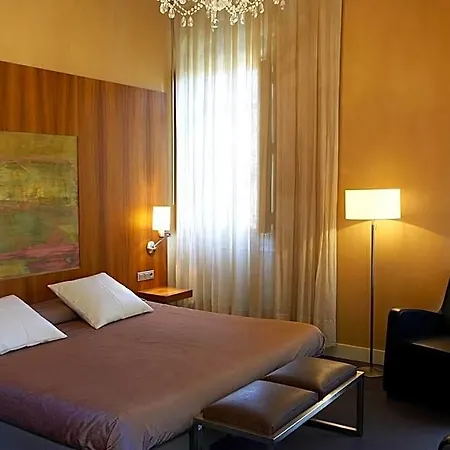 Hotell Sant Roc 3*