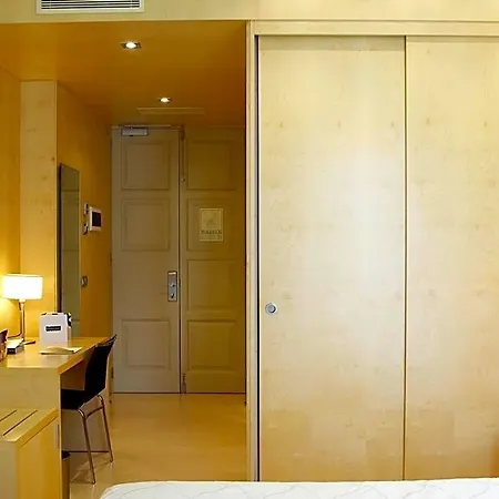 Sant Roc Hotel 3*